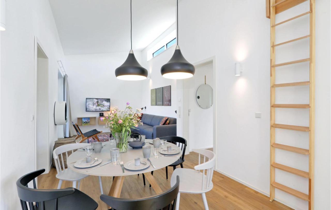 Awesome Home In Lembruch-Duemmer See With Kitchen Eksteriør bilde