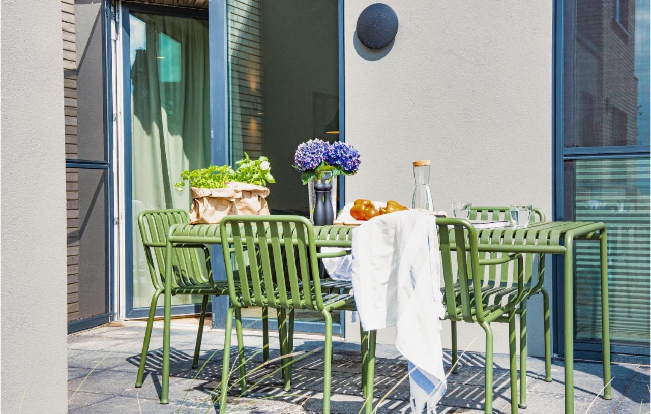 Awesome Home In Lembruch-Duemmer See With Kitchen Eksteriør bilde