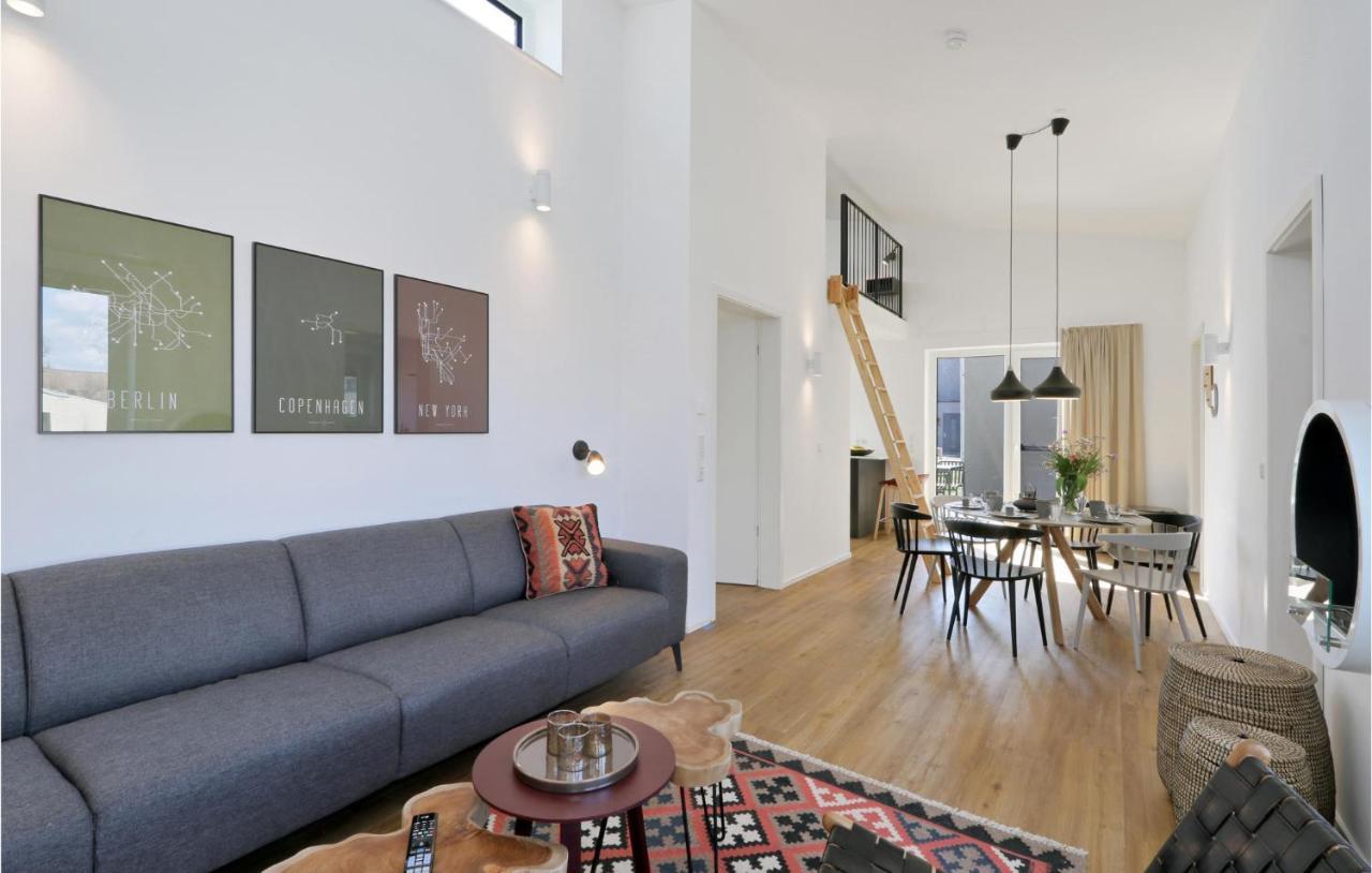 Awesome Home In Lembruch-Duemmer See With Kitchen Eksteriør bilde