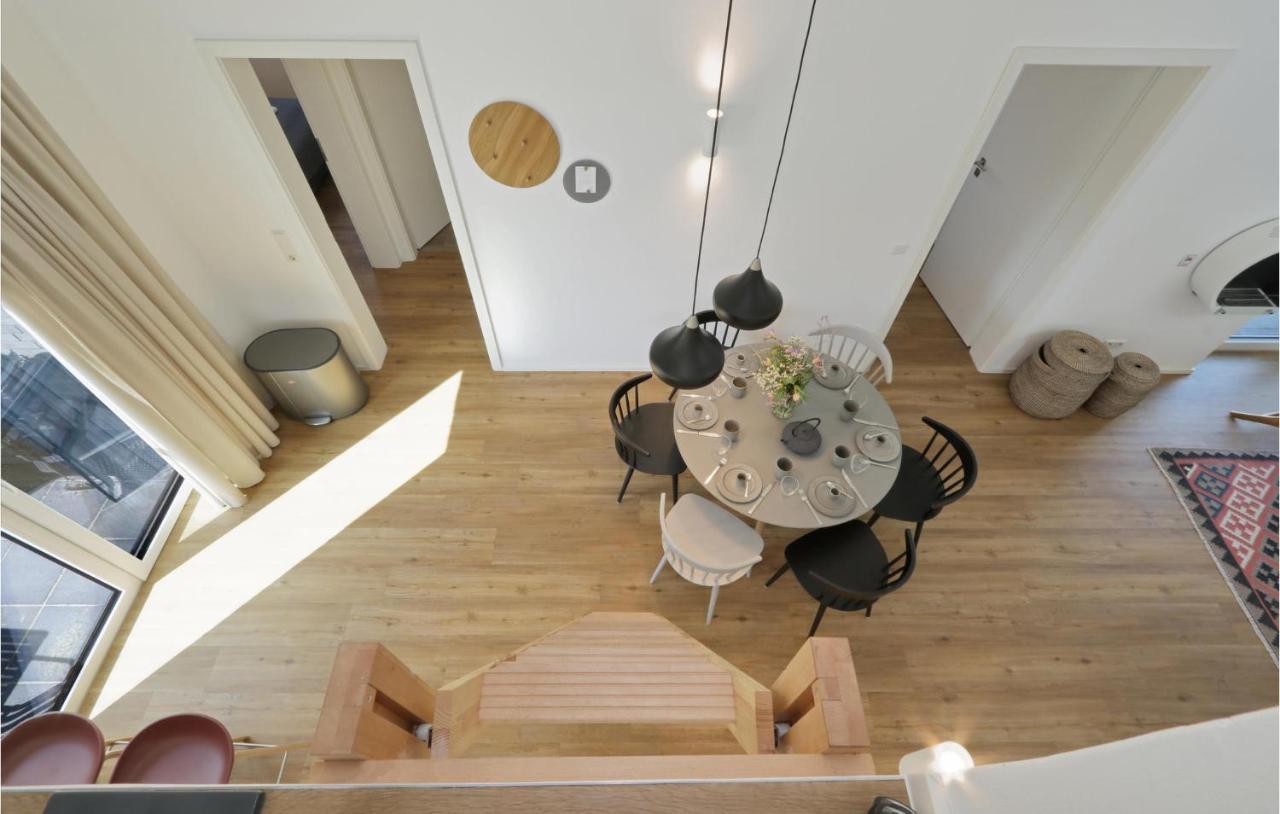 Awesome Home In Lembruch-Duemmer See With Kitchen Eksteriør bilde