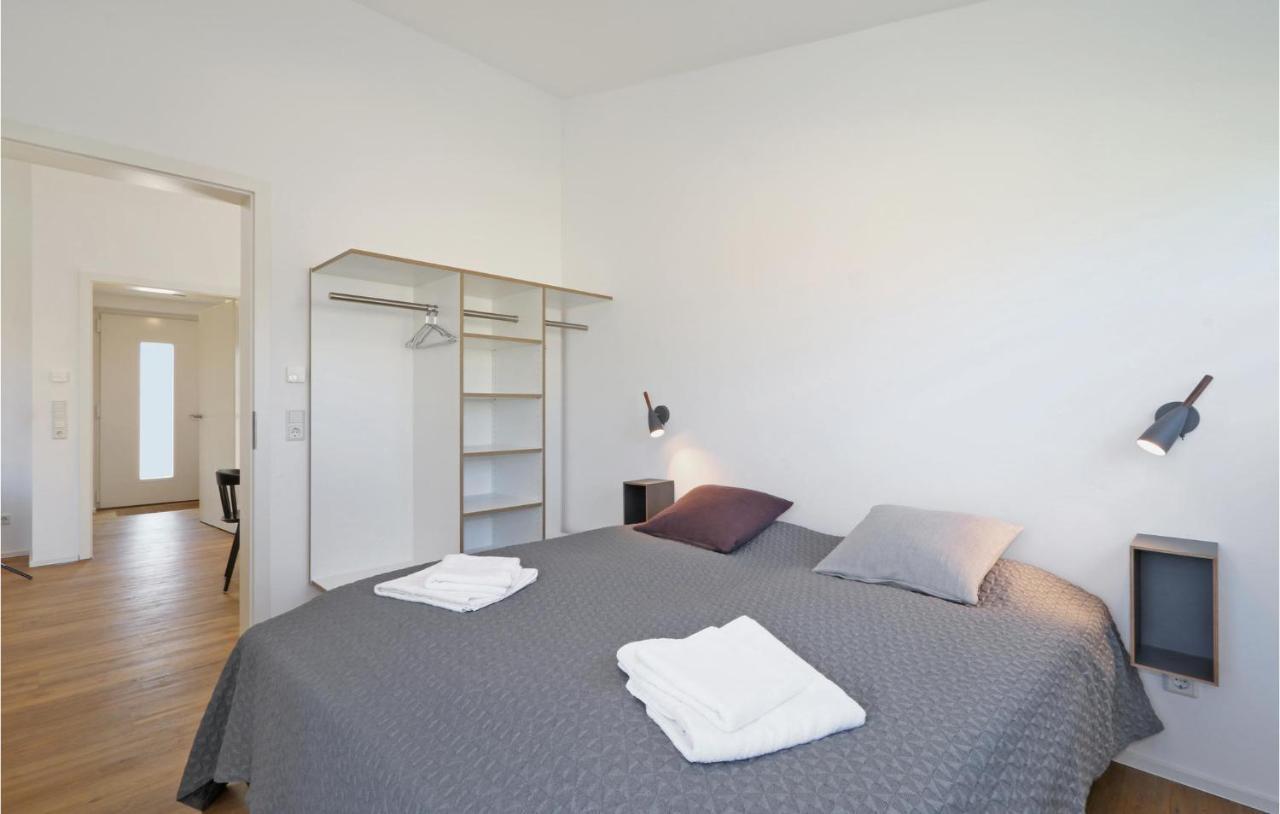 Awesome Home In Lembruch-Duemmer See With Kitchen Eksteriør bilde