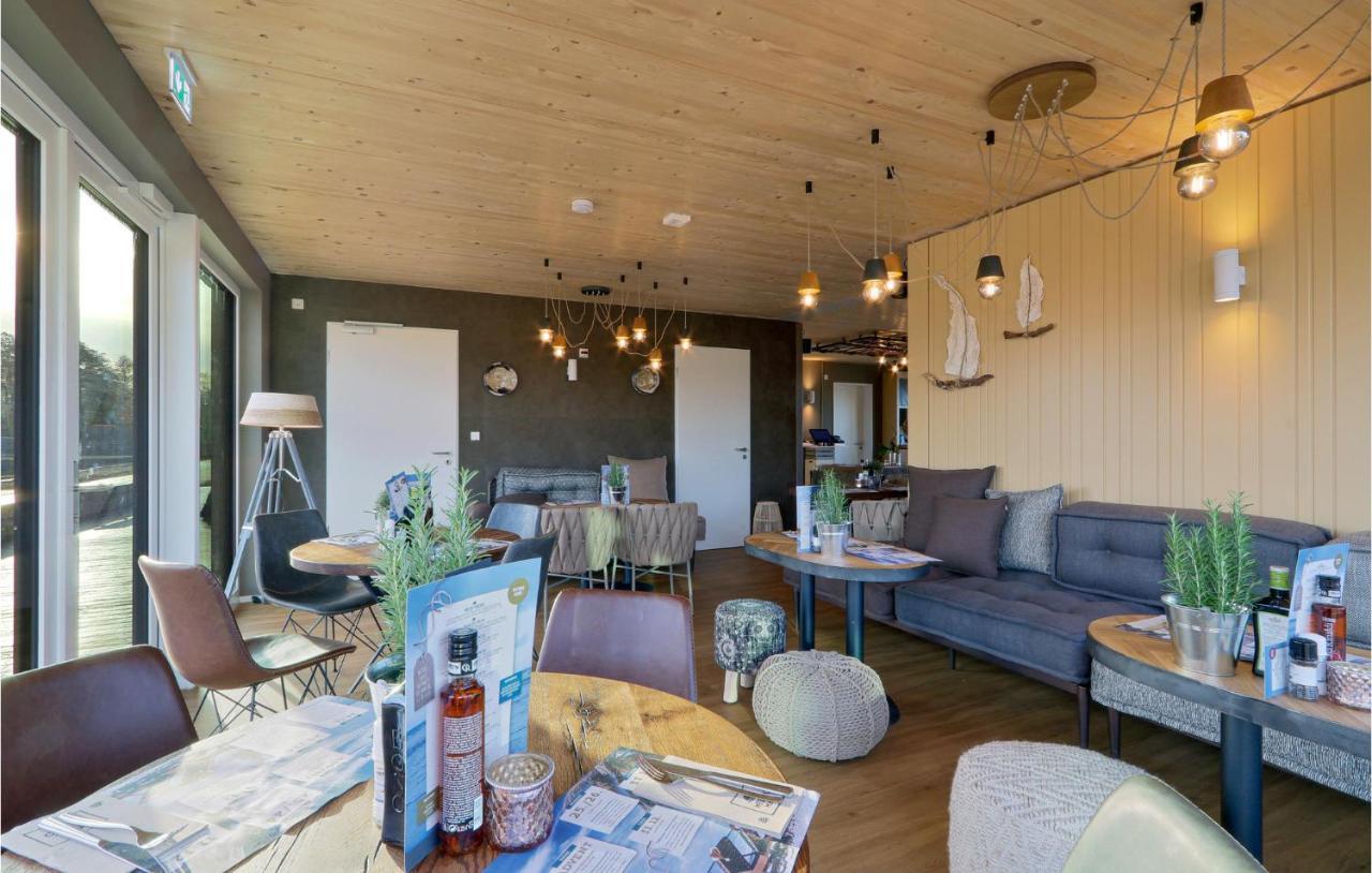 Awesome Home In Lembruch-Duemmer See With Kitchen Eksteriør bilde